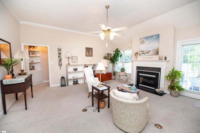 815 White Magnolia Drive, Inman, SC 29349