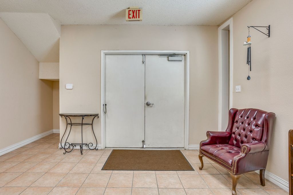 1415 E Belt Line Road, Carrollton, TX 75006 — photo 4