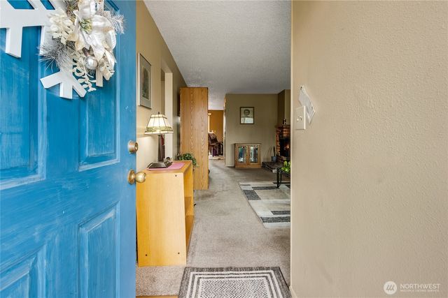 6953 S Madison Street, Tacoma, WA 98409