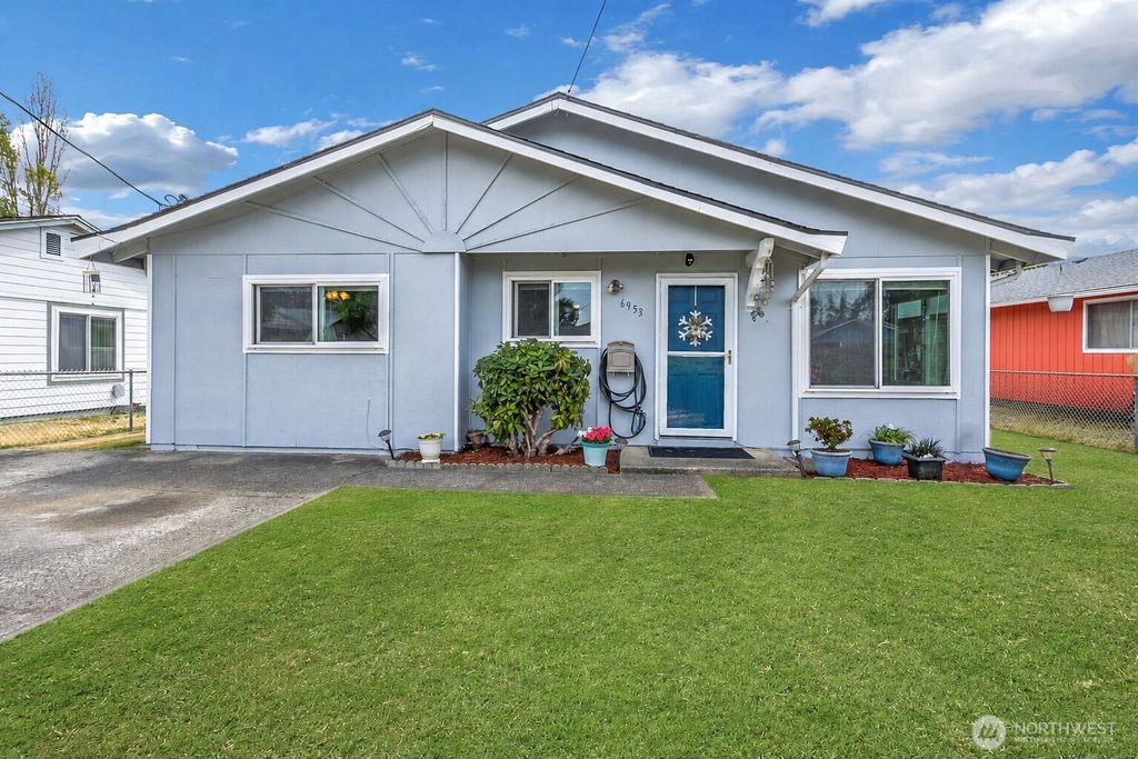 6953 S Madison Street, Tacoma, WA 98409