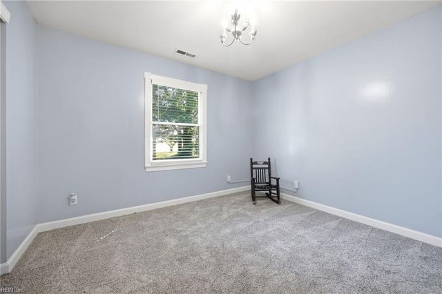861 Tulls Creek RD, Moyock, NC 27958