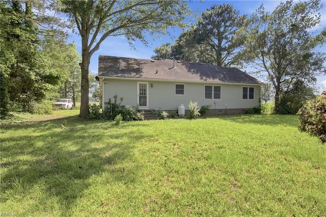 861 Tulls Creek RD, Moyock, NC 27958