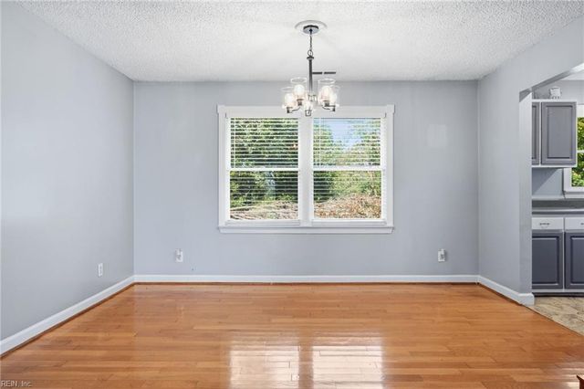 861 Tulls Creek RD, Moyock, NC 27958