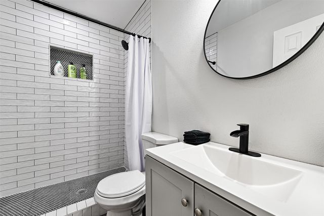 1201 Ridgewood Road, Denison, TX 75020