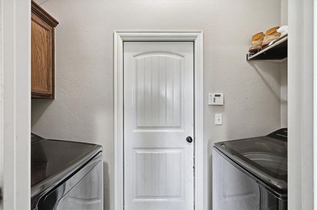 10716 SW 33rd Terrace, Yukon, OK 73099
