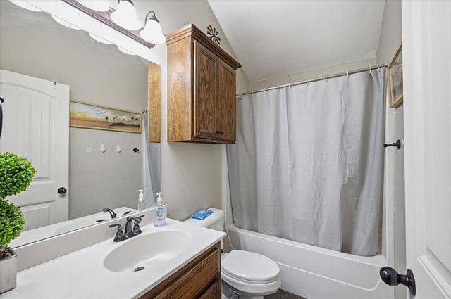 10716 SW 33rd Terrace, Yukon, OK 73099