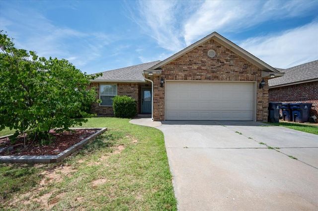 10716 SW 33rd Terrace, Yukon, OK 73099