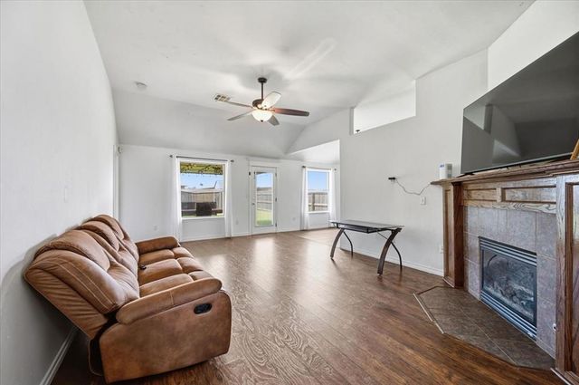 10716 SW 33rd Terrace, Yukon, OK 73099