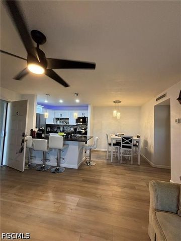 5713 Foxlake DR 4, North Fort Myers, FL 33917