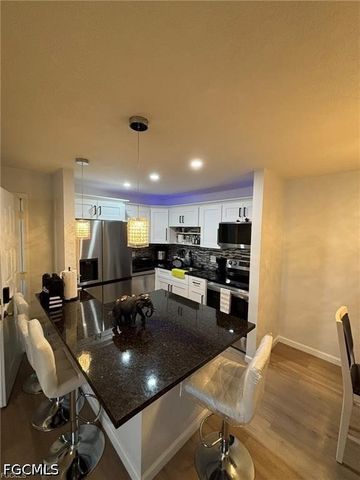 5713 Foxlake DR 4, North Fort Myers, FL 33917