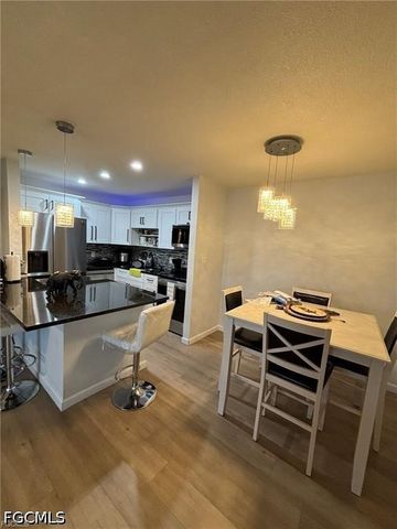 5713 Foxlake DR 4, North Fort Myers, FL 33917
