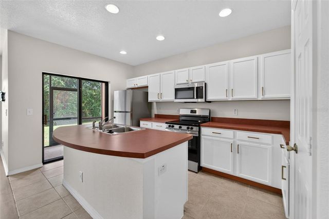 30132 MOSSBANK DRIVE, Wesley Chapel, FL 33543