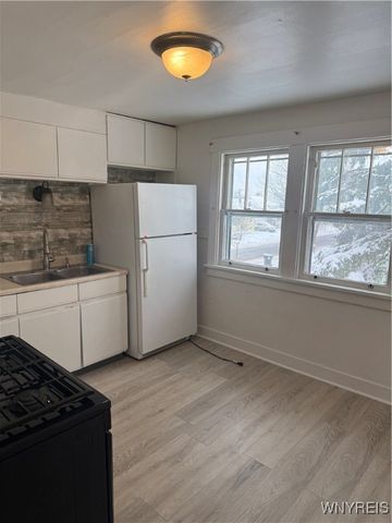 214 Hoover Avenue, Tonawanda, NY 14217