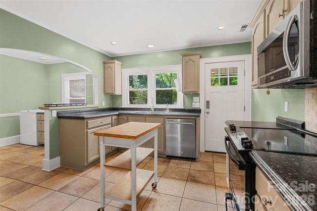 1050 Old Charlotte Road, Concord, NC 28027