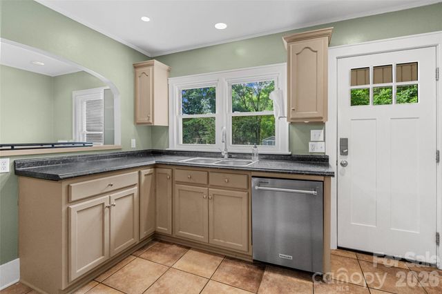 1050 Old Charlotte Road, Concord, NC 28027