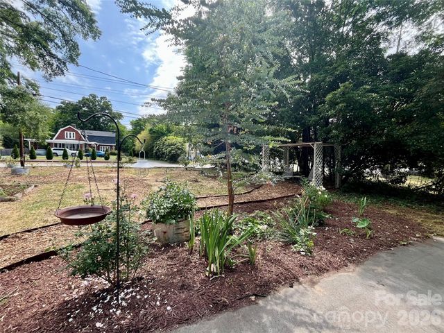 1050 Old Charlotte Road, Concord, NC 28027