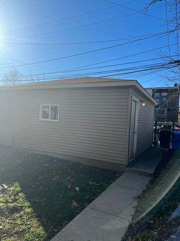 7826 S Morgan Street, Chicago, IL 60620