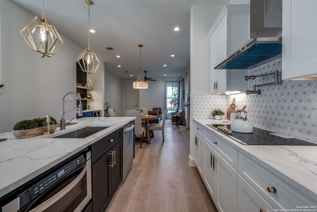 111 Dowdy, San Antonio, TX 78204