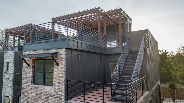111 Dowdy, San Antonio, TX 78204