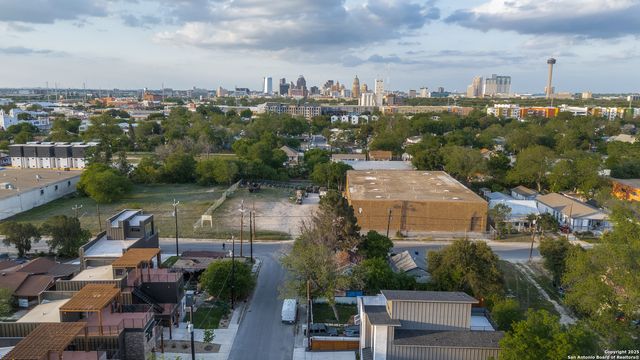 111 Dowdy, San Antonio, TX 78204