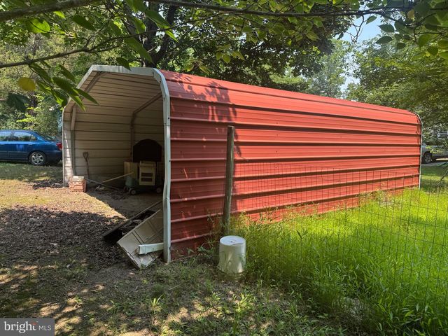 5111 CROOKED RUN RD, Mount Jackson, VA 22842
