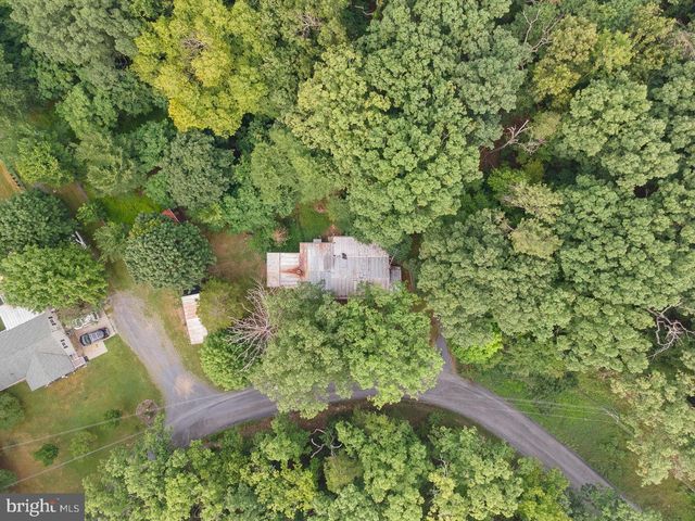 5111 CROOKED RUN RD, Mount Jackson, VA 22842