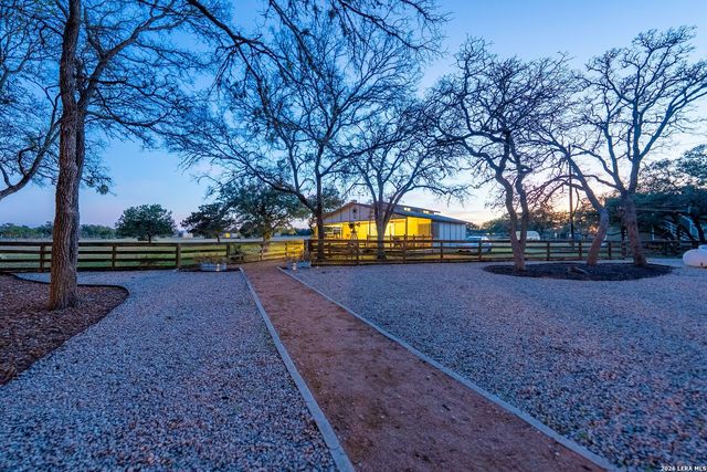 1638 Rolling Creek Rd, Spring Branch, TX 78070