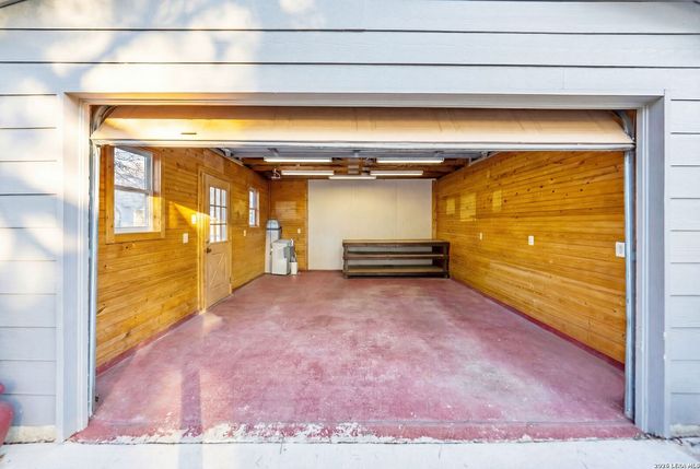 1638 Rolling Creek Rd, Spring Branch, TX 78070