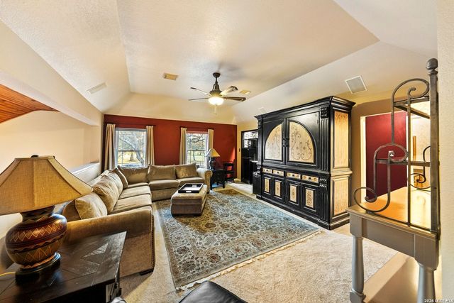 1638 Rolling Creek Rd, Spring Branch, TX 78070