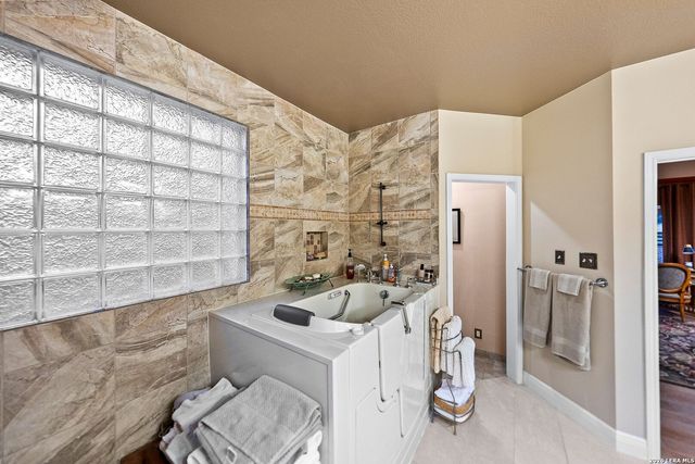 1638 Rolling Creek Rd, Spring Branch, TX 78070