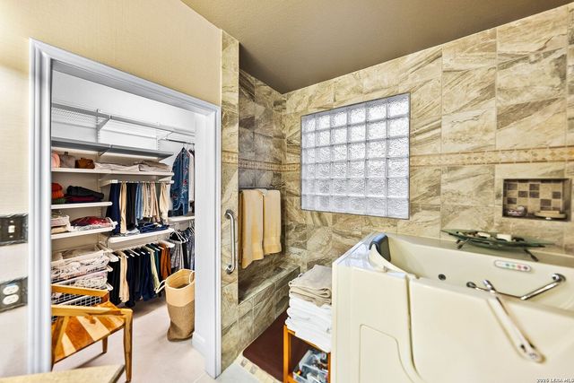 1638 Rolling Creek Rd, Spring Branch, TX 78070