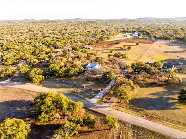 1638 Rolling Creek Rd, Spring Branch, TX 78070