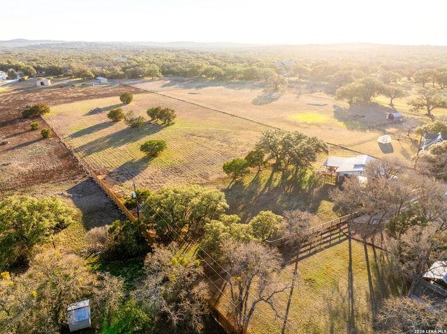 1638 Rolling Creek Rd, Spring Branch, TX 78070