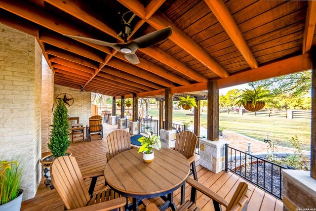 1638 Rolling Creek Rd, Spring Branch, TX 78070