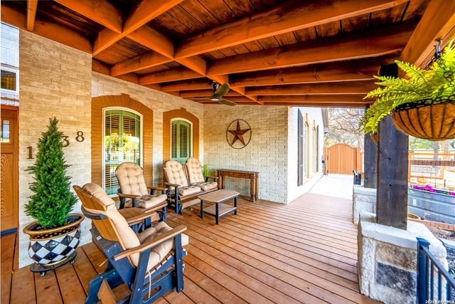 1638 Rolling Creek Rd, Spring Branch, TX 78070