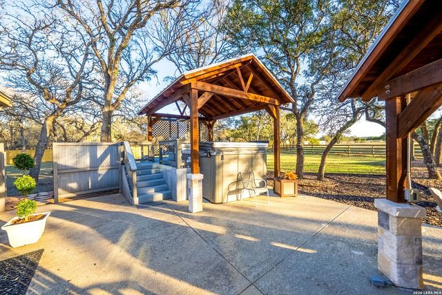 1638 Rolling Creek Rd, Spring Branch, TX 78070