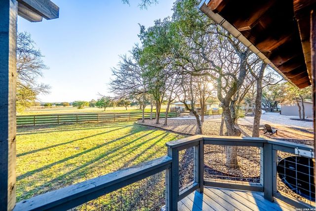 1638 Rolling Creek Rd, Spring Branch, TX 78070