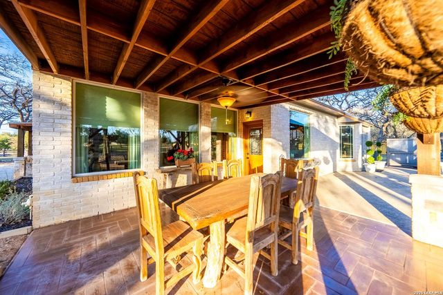 1638 Rolling Creek Rd, Spring Branch, TX 78070