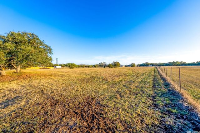 1638 Rolling Creek Rd, Spring Branch, TX 78070