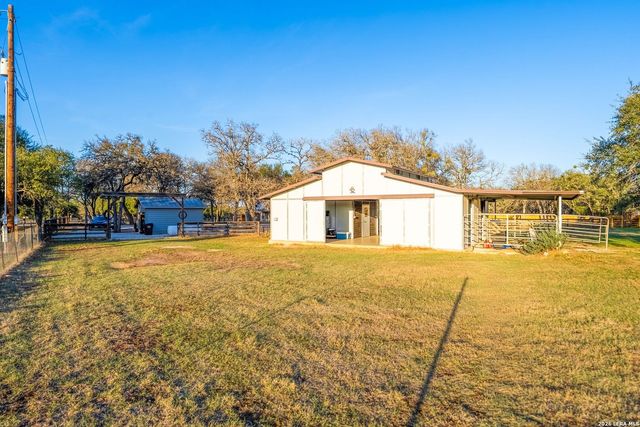 1638 Rolling Creek Rd, Spring Branch, TX 78070