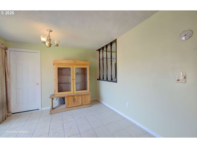 8814 Ne 95TH St, Vancouver, WA 98662