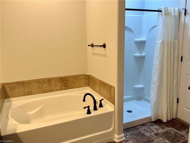 4404 Morning Ridge Lane, Winston-salem, NC 27101