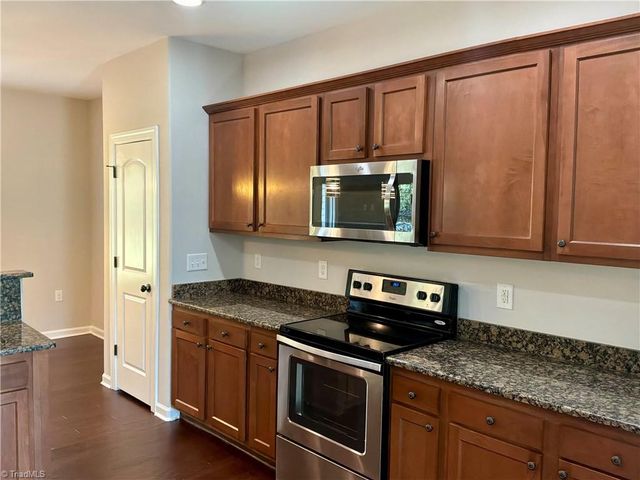 4404 Morning Ridge Lane, Winston-salem, NC 27101