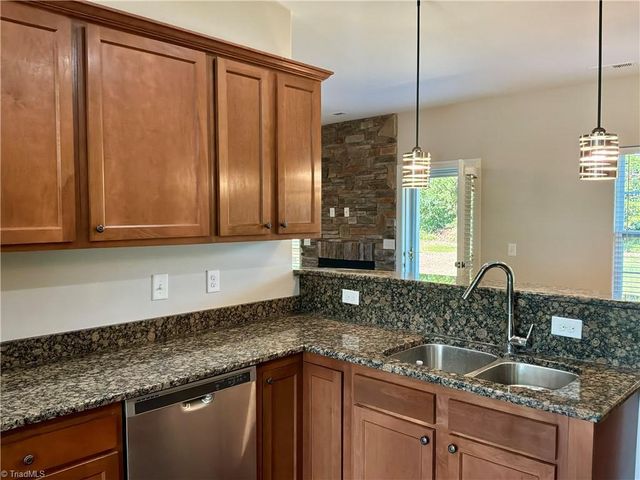 4404 Morning Ridge Lane, Winston-salem, NC 27101