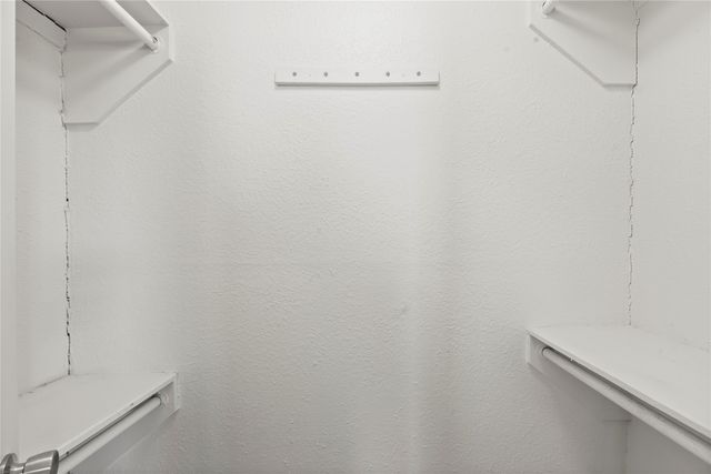 1012 E Dallas Street, Mansfield, TX 76063