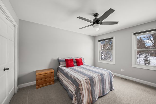 21231 W Brandon Road, Kildeer, IL 60047