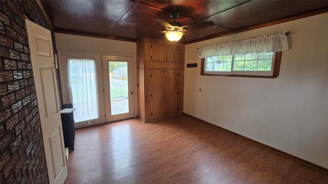 400 THOMAS Street, Cambridge Springs Boro, PA 16403