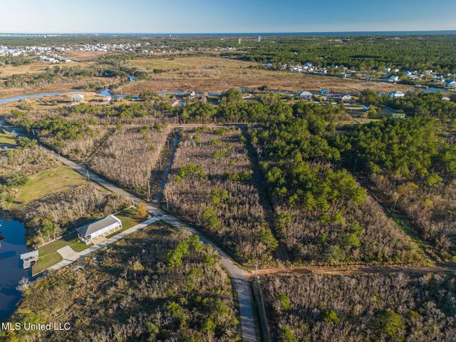 Lot 2 Bayou View Dr, Bay Saint Louis, MS 39520
