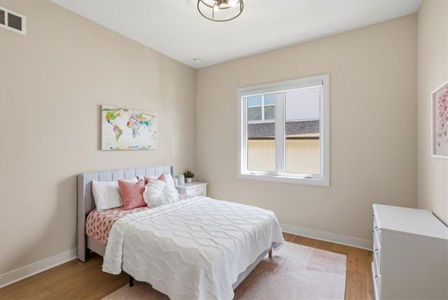 17321 Bradshaw Street, Overland Park, KS 66221