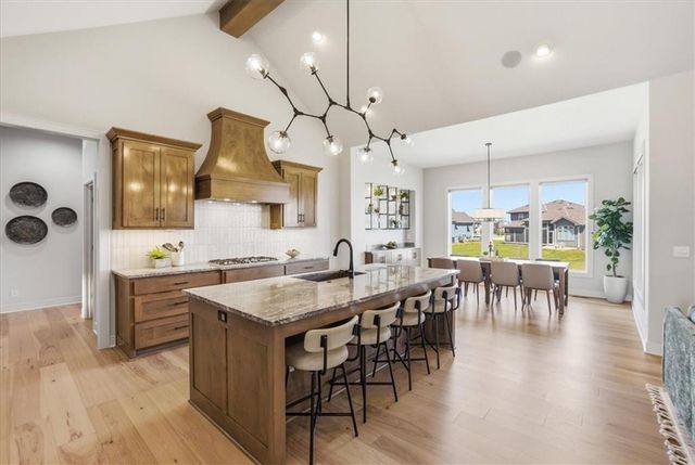 17321 Bradshaw Street, Overland Park, KS 66221